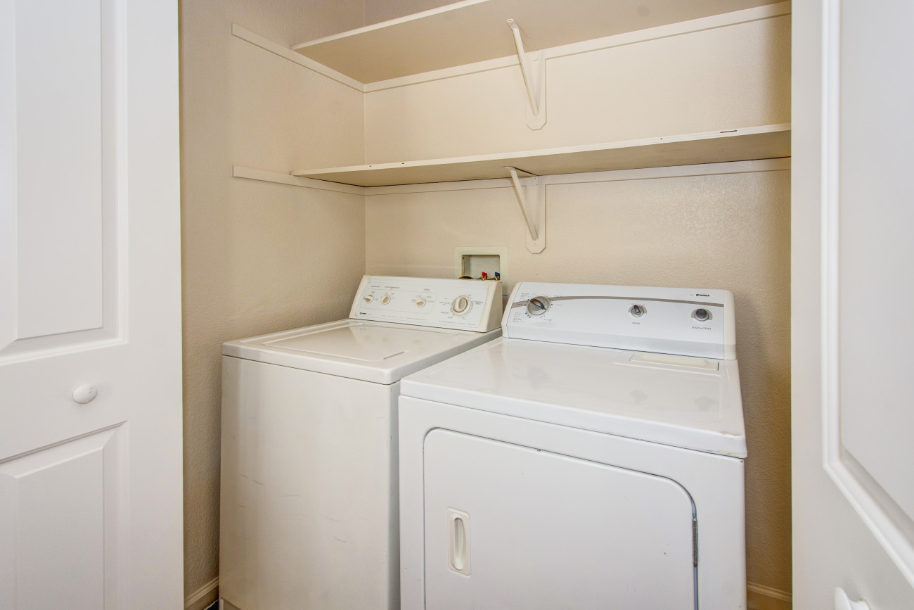 1650 Glenmore-21.jpg